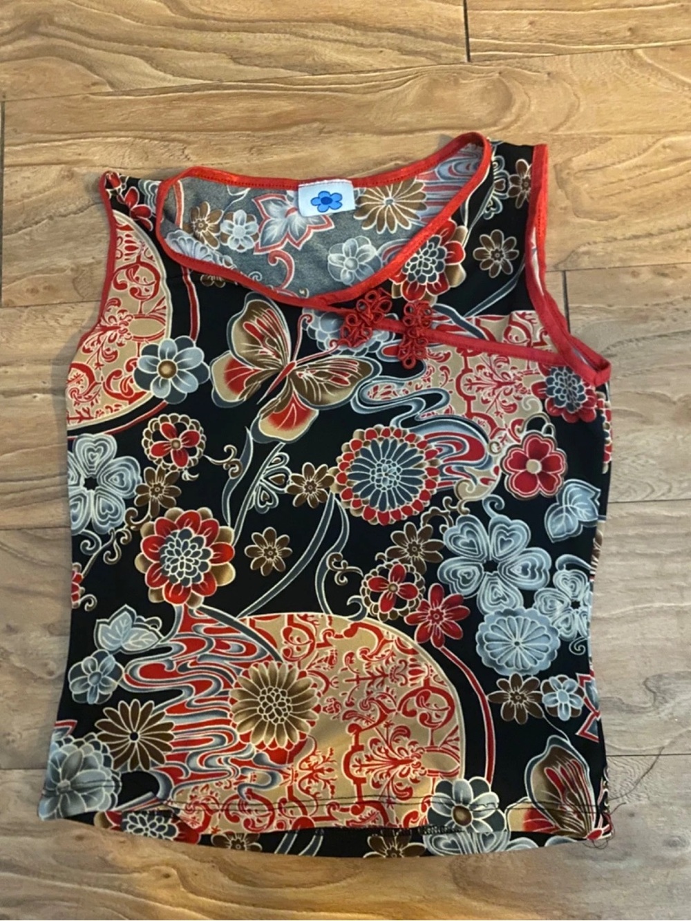 Floral Asian-Inspired Sleeveless Top - Black & Red